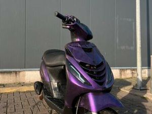 PIAGGIO ZIP 50CC 2017 — SCOOTERS | PIAGGIO — MARKTPLAATS