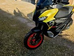 APRILIA SR GT 125 SPORT