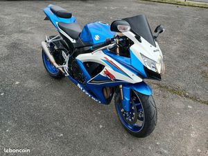 GSXR 750