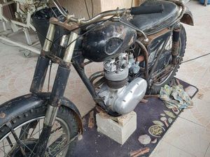 MOTO BSA C15T