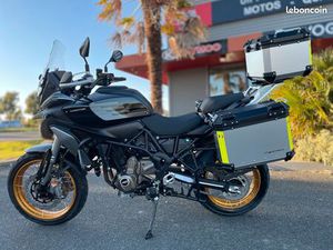 QJ MOTOR SRT 700 SX TOURING NEUF