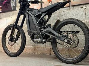 SURRON HOMOLOGUÉ ◊