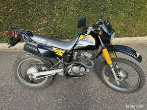 SUZUKI 125 DR
