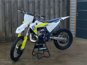 HUSQVARNA TC 250 2021 WENIG STUNDEN