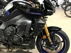 YAMAHA MT10 SP 1.HAND/ ALLE INSPEKTIONEN/ ZUBEHÖR