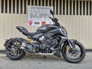 DUCATI DIAVEL V4
