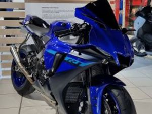 YAMAHA YZF 1000 R1