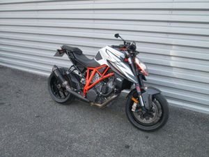 KTM 1290 SUPER DUKE R