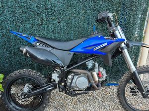 DIRT 140 CC NOIR /BLEU TRÈS PROPRE 17/14