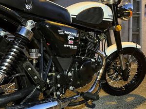 MOTO MASH SEVENTY FIVE 125 CC