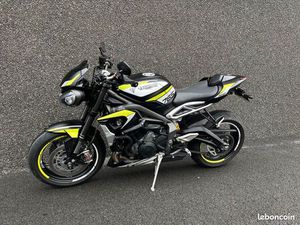 STREET TRIPLE 765 RS-2022-12500KMS