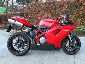 ② DUCATI 848 BOUWJAAR 2008