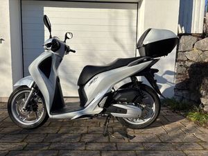 HONDA SH150I