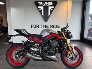 TRIUMPH STREET TRIPLE 765 RX FOR SALE IN ROMFORD