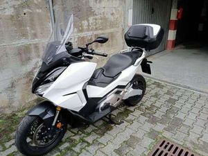 HONDA FORZA 750 BIANCO