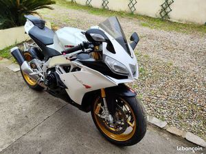 MOTO APRILIA
