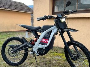 SURRON LIGHT BEE HOMOLOGUÉE / À DÉBATTRE