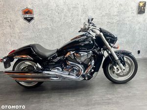 SUZUKI INTRUDER