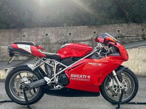 DUCATI 749