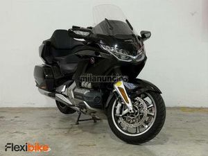 HONDA - GL 1800 GOLDWING
