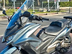 AK550 EXCELLENT ÉTAT