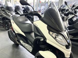 PIAGGIO MP3 300 HPE PROMO GARANTIE 2 ANS