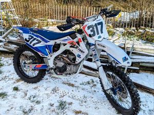 ÉCHANGE OU VEND MOTO CROSS 300 BHR 2023