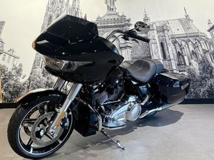 HARLEY-DAVIDSON ROAD GLIDE