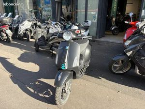 VESPA PRIMAVERA 50 4T SPORT