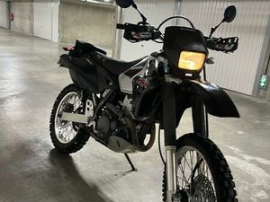 SUZUKI DRZ 400