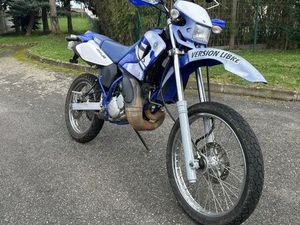 YAMAHA 125 DTR E
