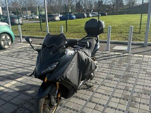 YAMAHA TMAX 560 TECH MAX