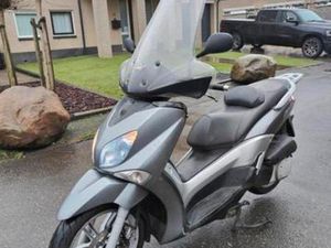 YAMAHA X-CITY 250, MOTORSCOOTER — SCOOTERS | YAMAHA — MARKTPLAATS