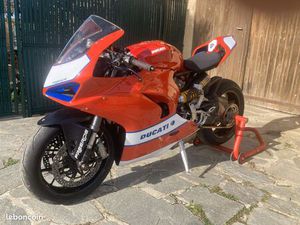 DUCATI PANIGALE V2