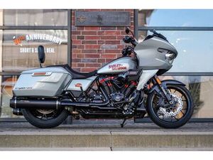 HARLEY-DAVIDSON FLTRXSTSE ROAD GLIDE ST 121 + JEKILL & HYDE