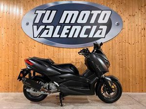YAMAHA - XMAX 125
