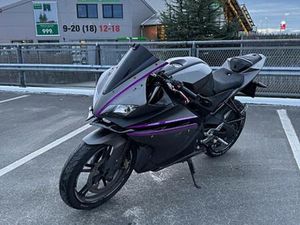 YAMAHA YZF-R 125