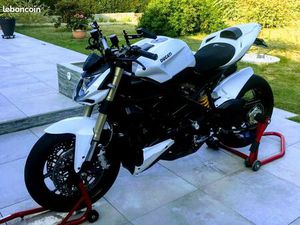DUCATI STREETFIGHTER 848 BLANC NACRÉ DU 1098 (RARE) TRÈS BIEN ÉQUIPÉ