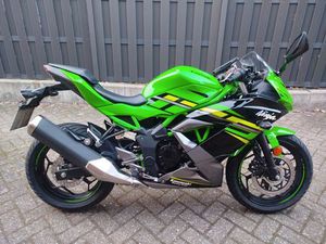 KAWASAKI NINJA 125