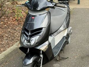 APRILIA LEONARDO 125