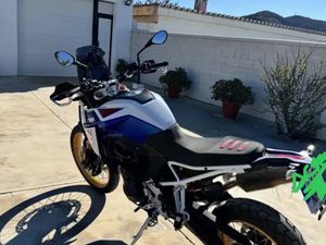 BMW F 900 GS ADVENTURE