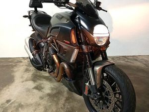 DUCATI DIAVEL 1200 STRADA ABS