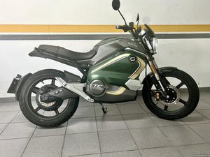 SUPER SOCO TC WANDERER (MOTA ELÉTRICA 125 CC)