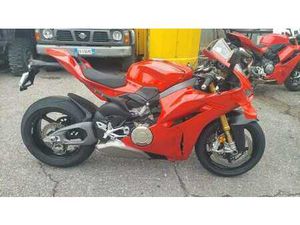 DUCATI PANIGALE V4 S 2025 AKCE 7900 KM