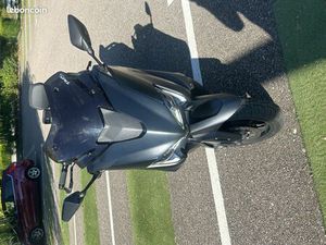 YAMAHA TMAX 560 2021 – LIGNE AKRAPOVIC COMPLETE