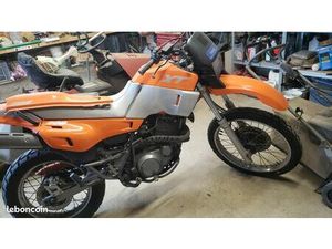 YAMAHA 600XT