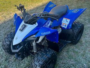 QUAD YAMAHA 50 YFM TRÈS PEU SERVI TOUT D’ORIGINE