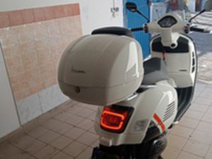 VESPA 300 GTS SUPER