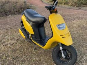 PIAGGIO TYPHOON 125CC A1- BETROUWBARE MOTORSCOOTER — SCOOTERS | YAMAHA — MARKTPLAATS