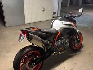 KTM 890 DUKE R